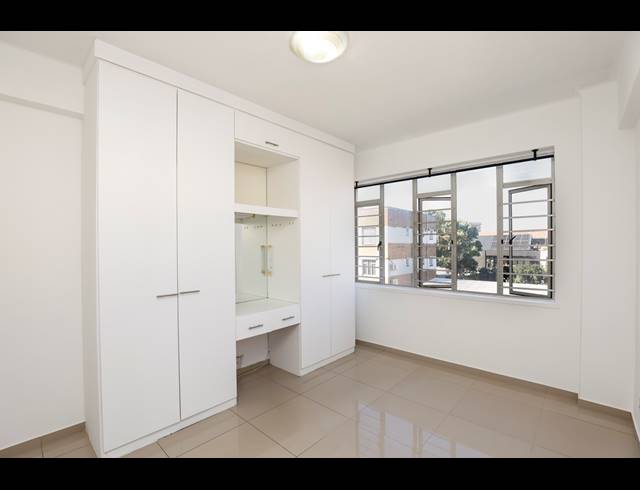 3 BEDROOM APARTMENT FOR SALE IN WINDERMERE
